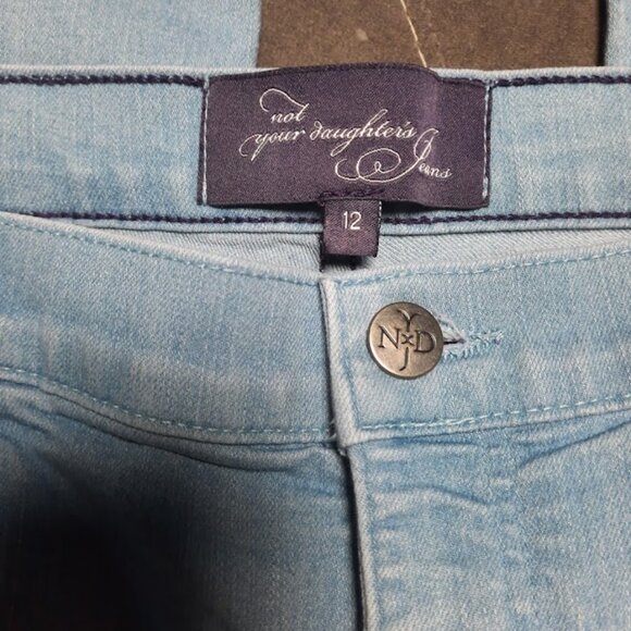 NYDJ Not Your Daughters Jeans Light Wash Boot Cut Lift & Tuck Sz 12 - Picture 2 of 5